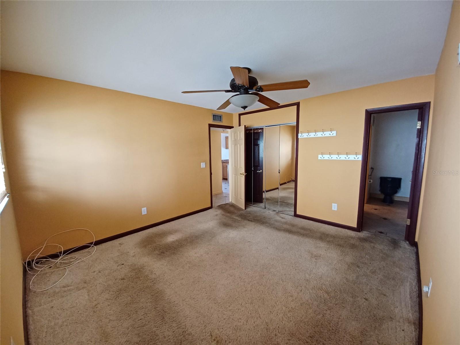 Image 11 of 27 For 231 Skiff Point 7