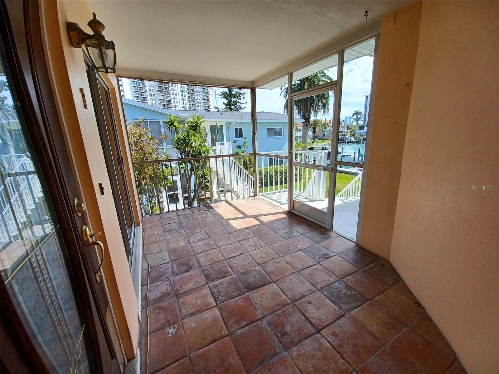 Image 20 of 27 For 231 Skiff Point 7