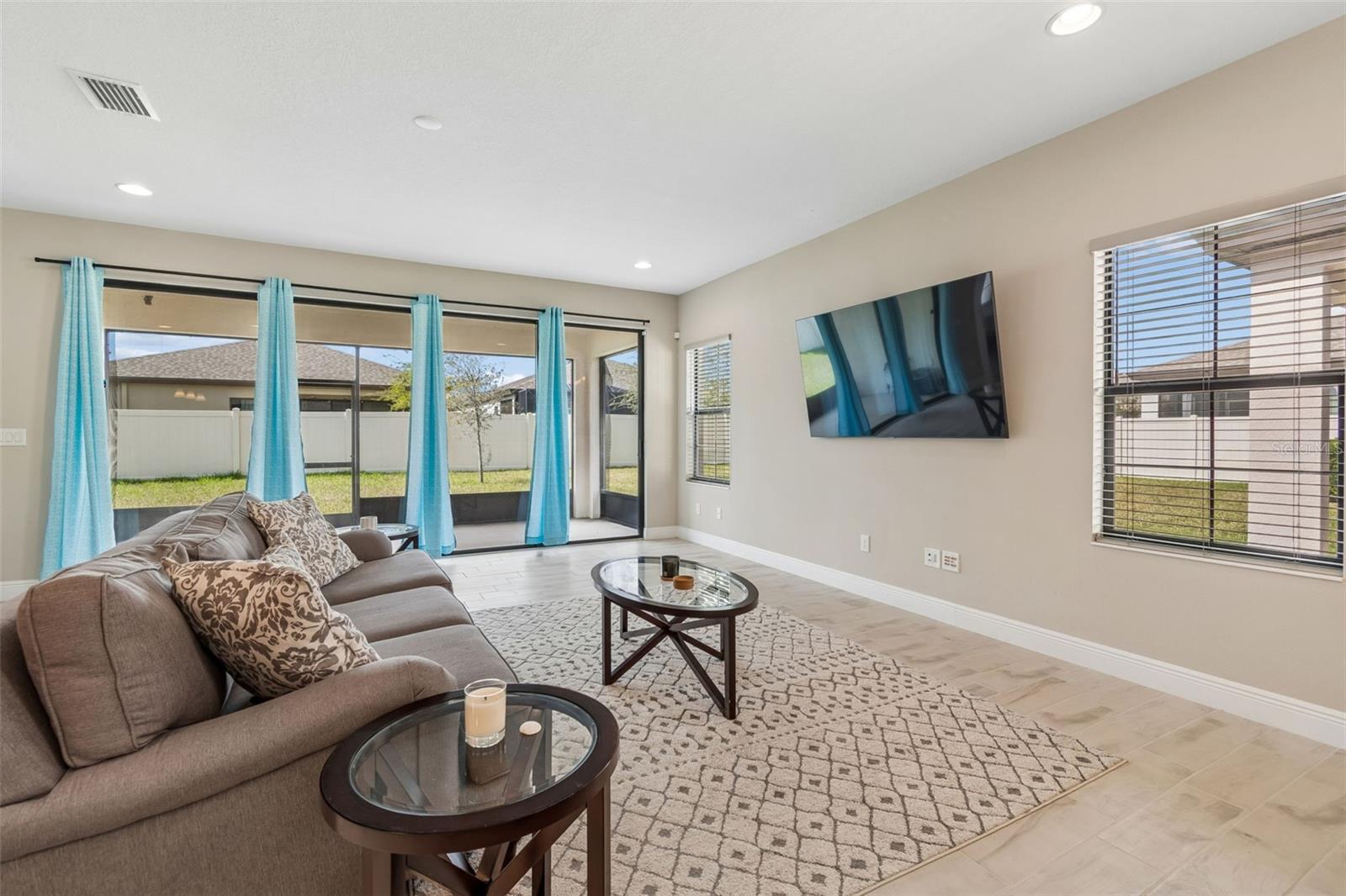 Image 10 of 82 For 12453 Horseshoe Bend Drive