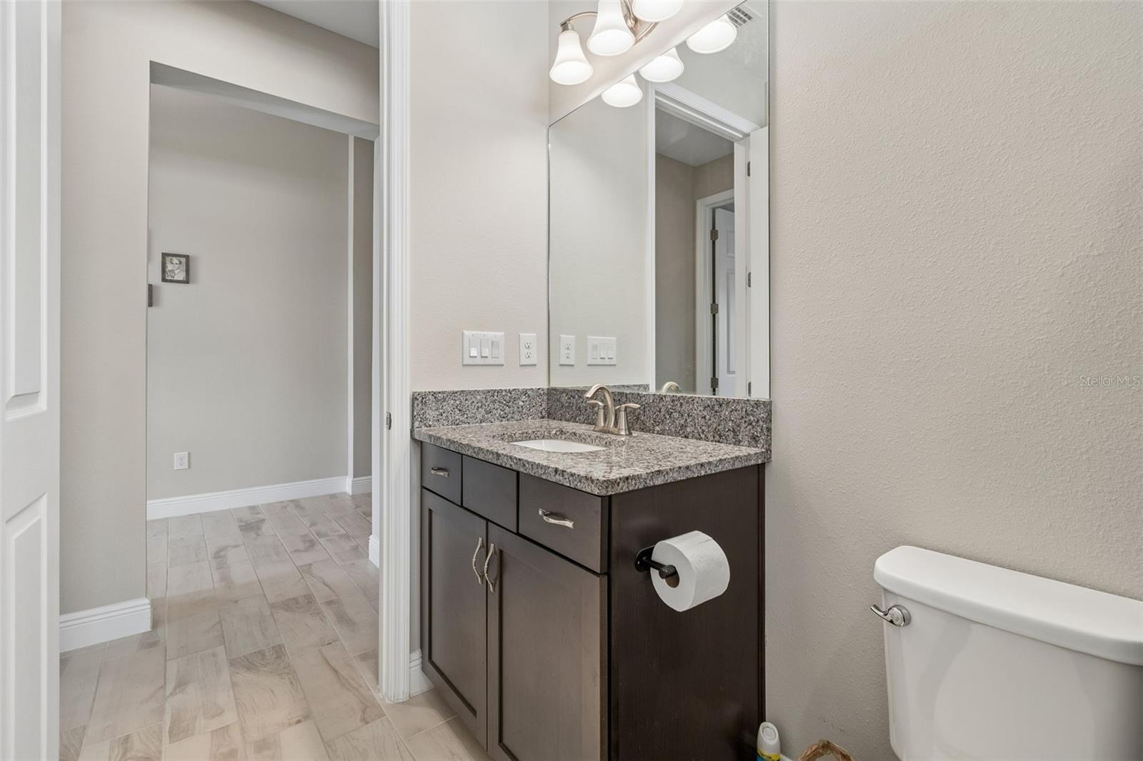 Image 33 of 82 For 12453 Horseshoe Bend Drive