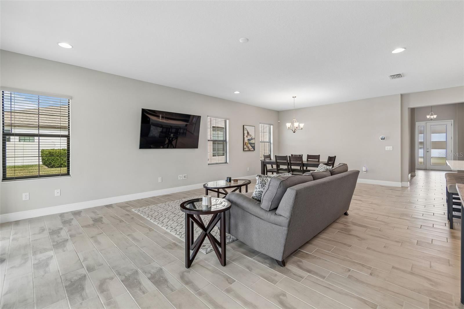 Image 7 of 82 For 12453 Horseshoe Bend Drive