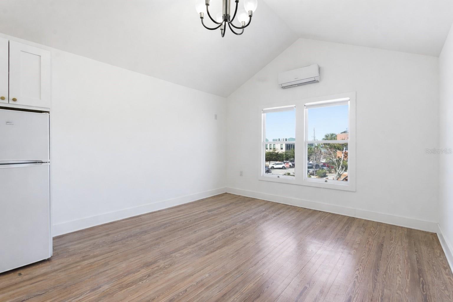 Image 10 of 15 For 326 6th Avenue N