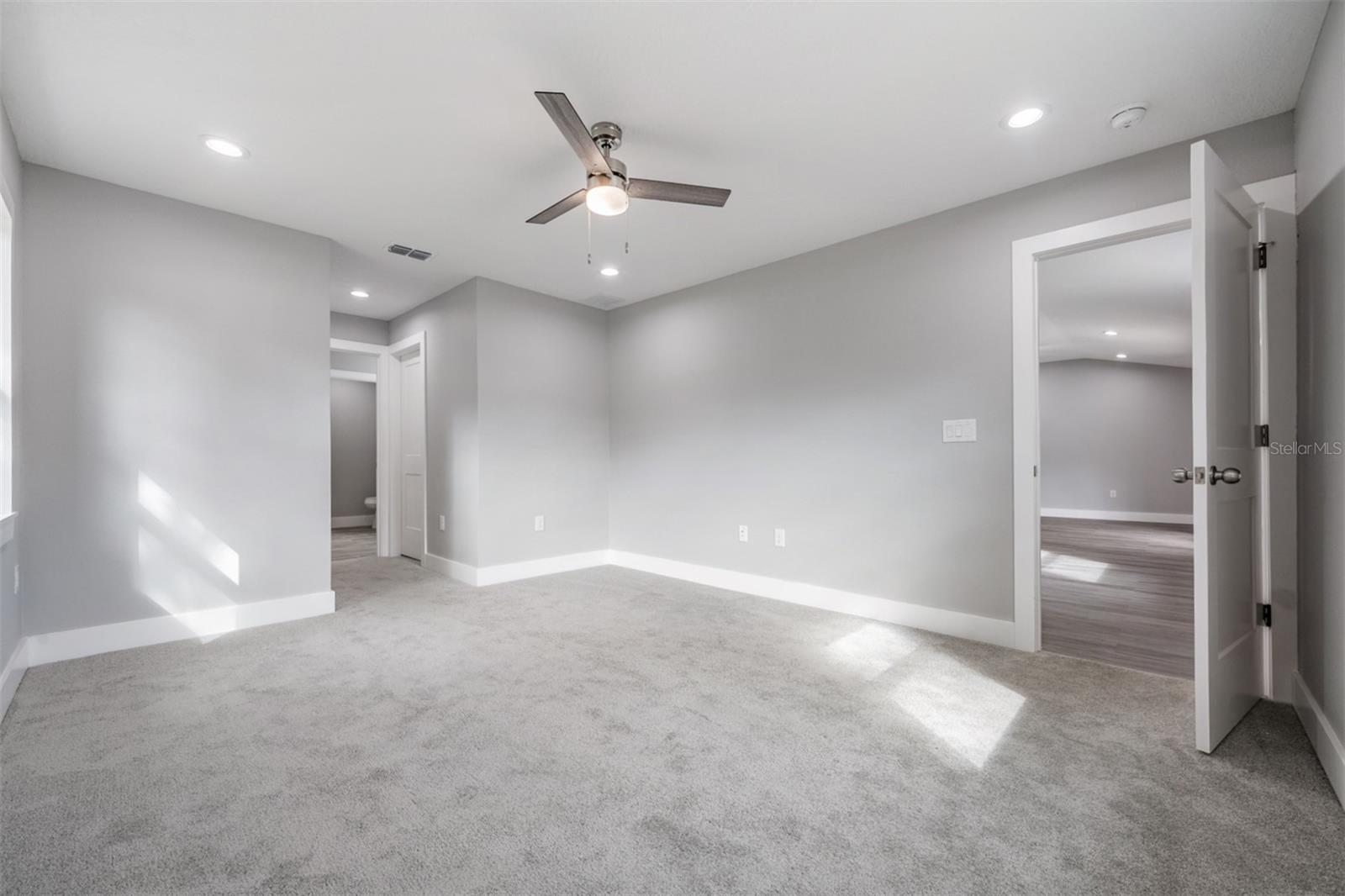 Image 22 of 38 For 11734 Orange Court