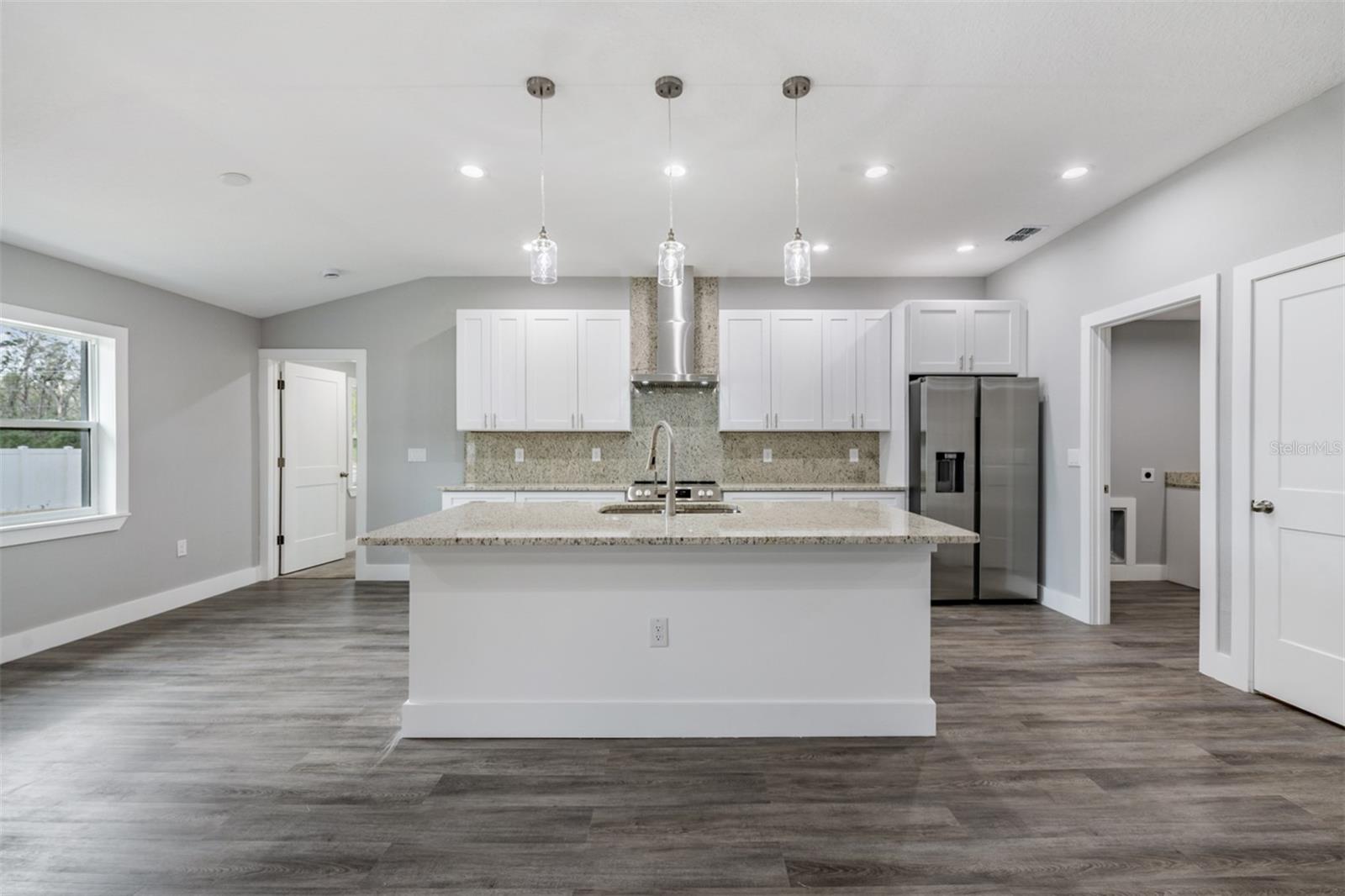 Image 7 of 38 For 11734 Orange Court