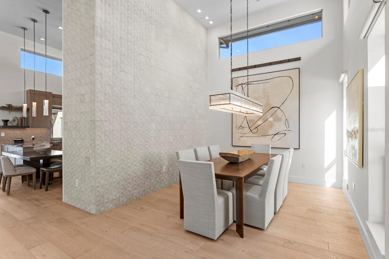 Listing photo id 9 for 5129 Neptune Way