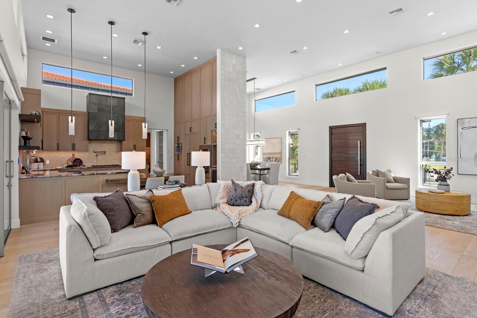 Listing photo id 13 for 5129 Neptune Way