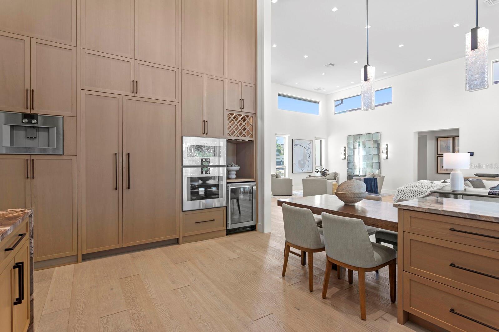 Listing photo id 19 for 5129 Neptune Way