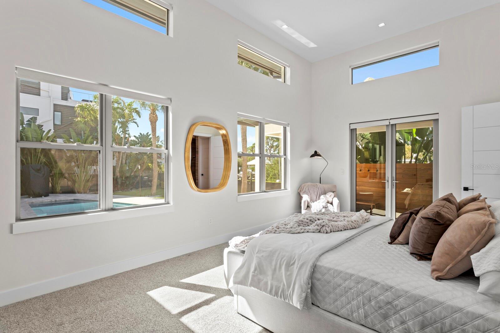 Listing photo id 29 for 5129 Neptune Way