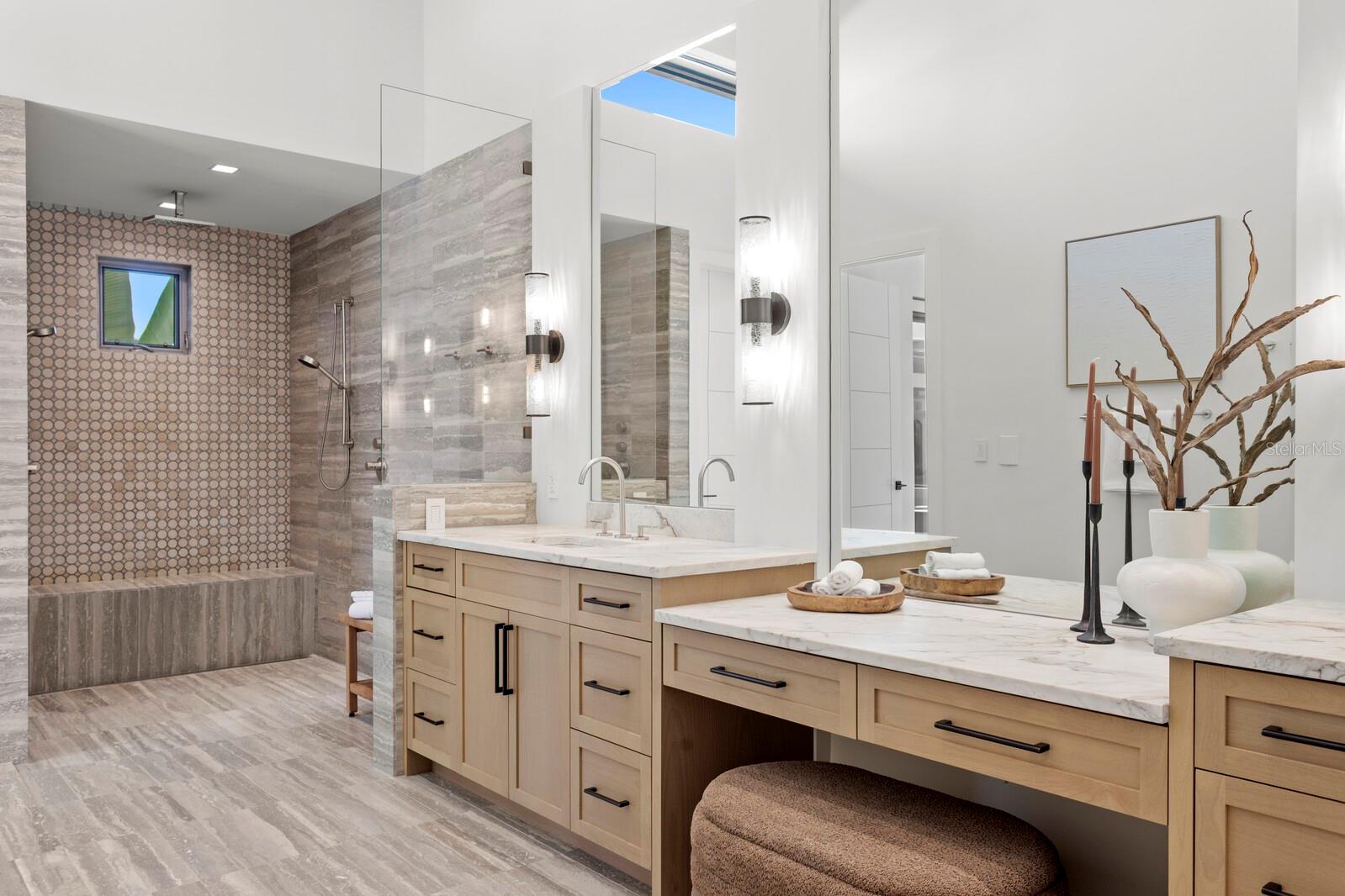 Listing photo id 33 for 5129 Neptune Way