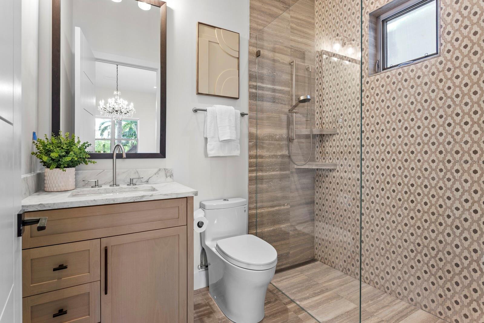 Listing photo id 51 for 5129 Neptune Way