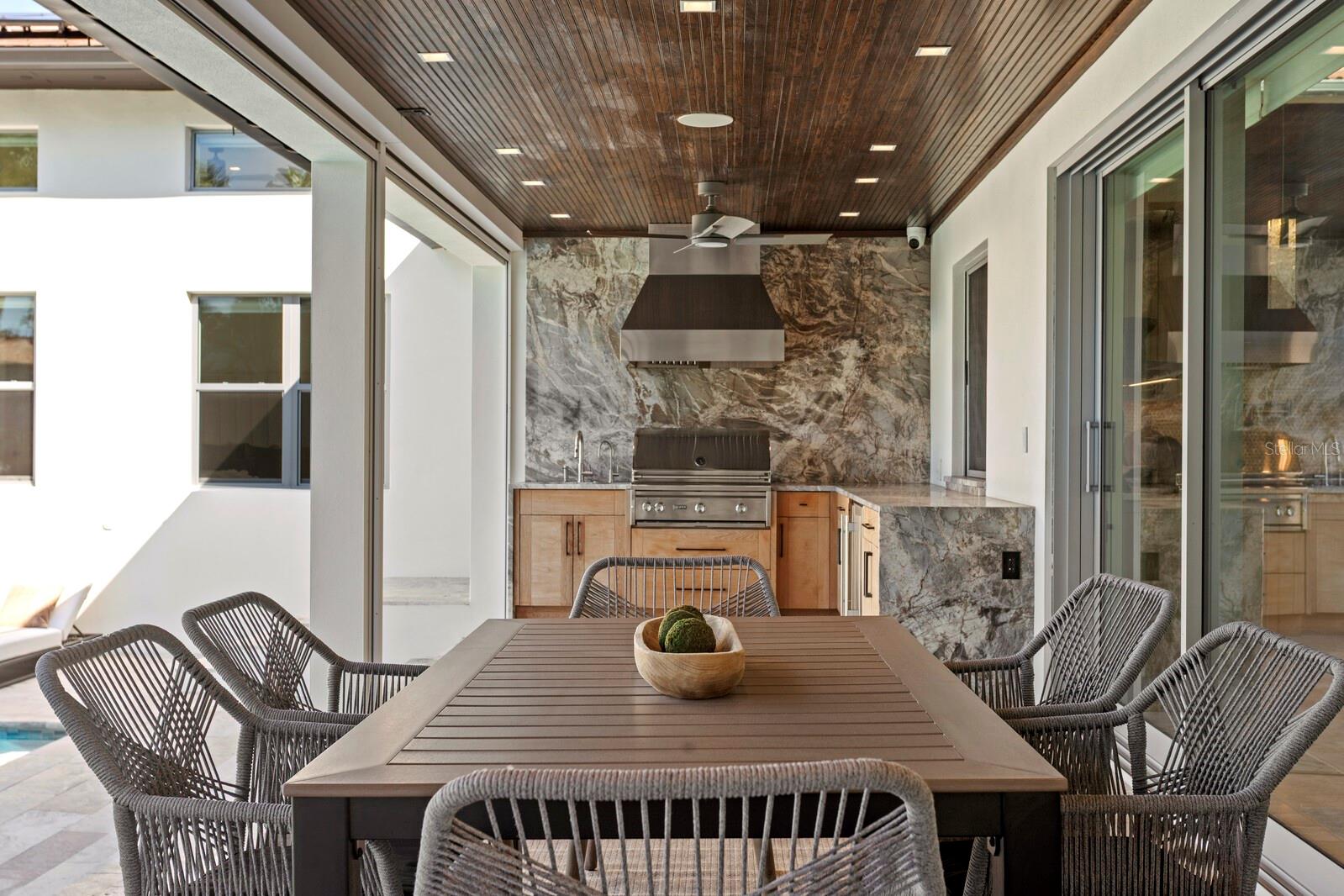 Listing photo id 55 for 5129 Neptune Way