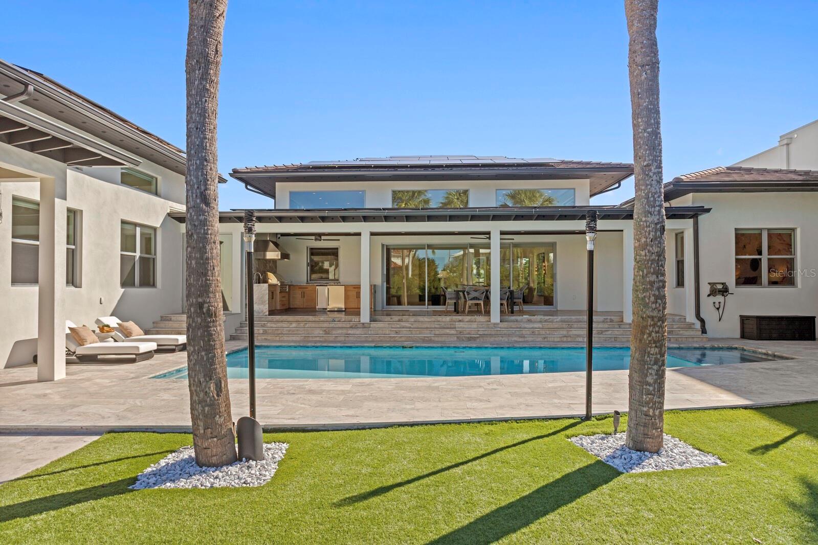 Listing photo id 58 for 5129 Neptune Way