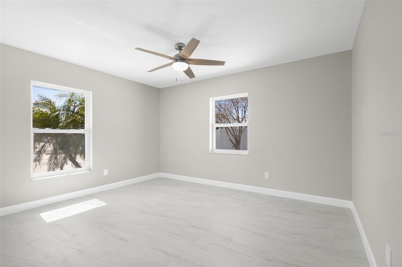 Image 19 of 27 For 729 Spanish Main Drive