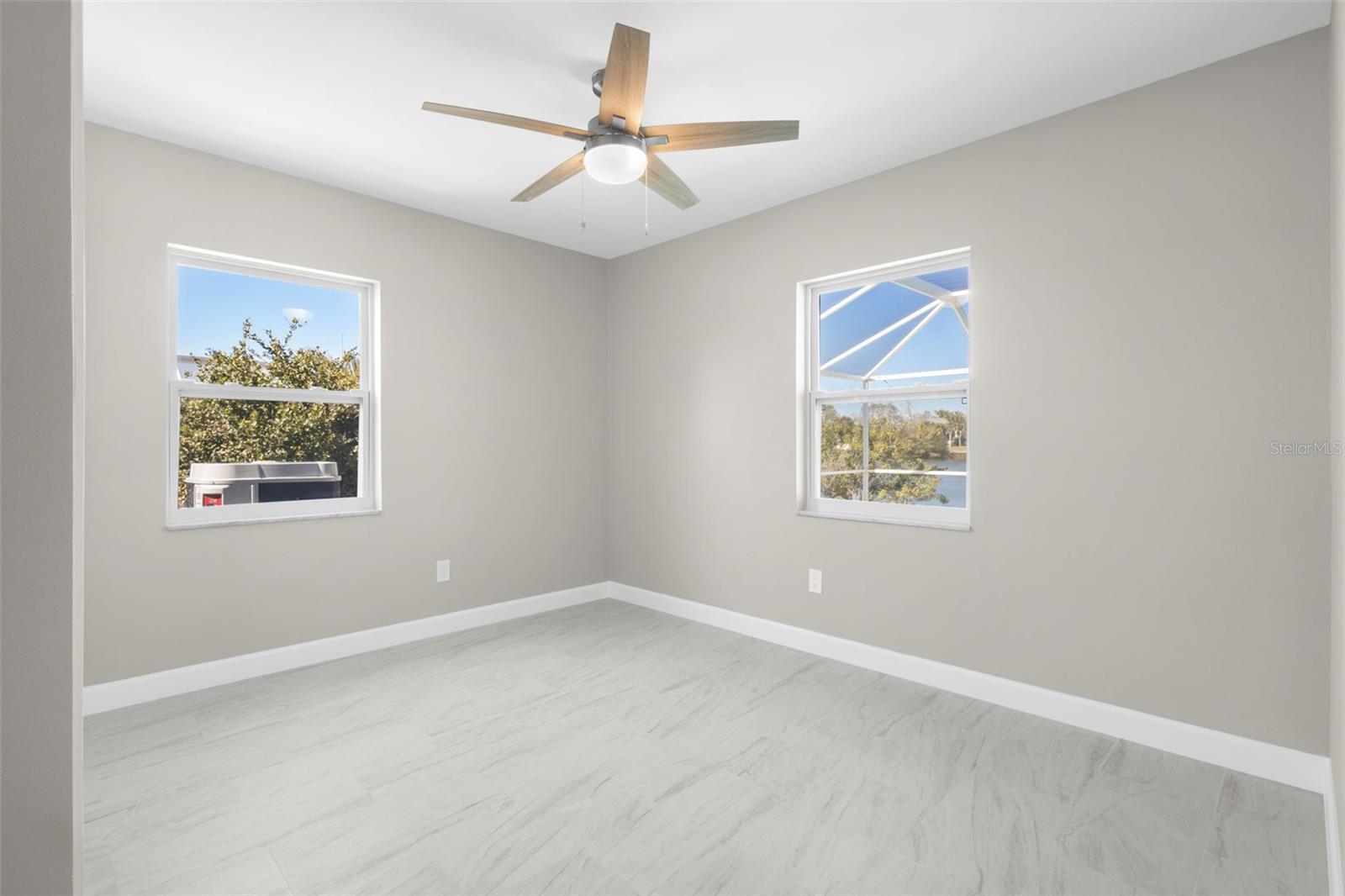 Image 20 of 27 For 729 Spanish Main Drive