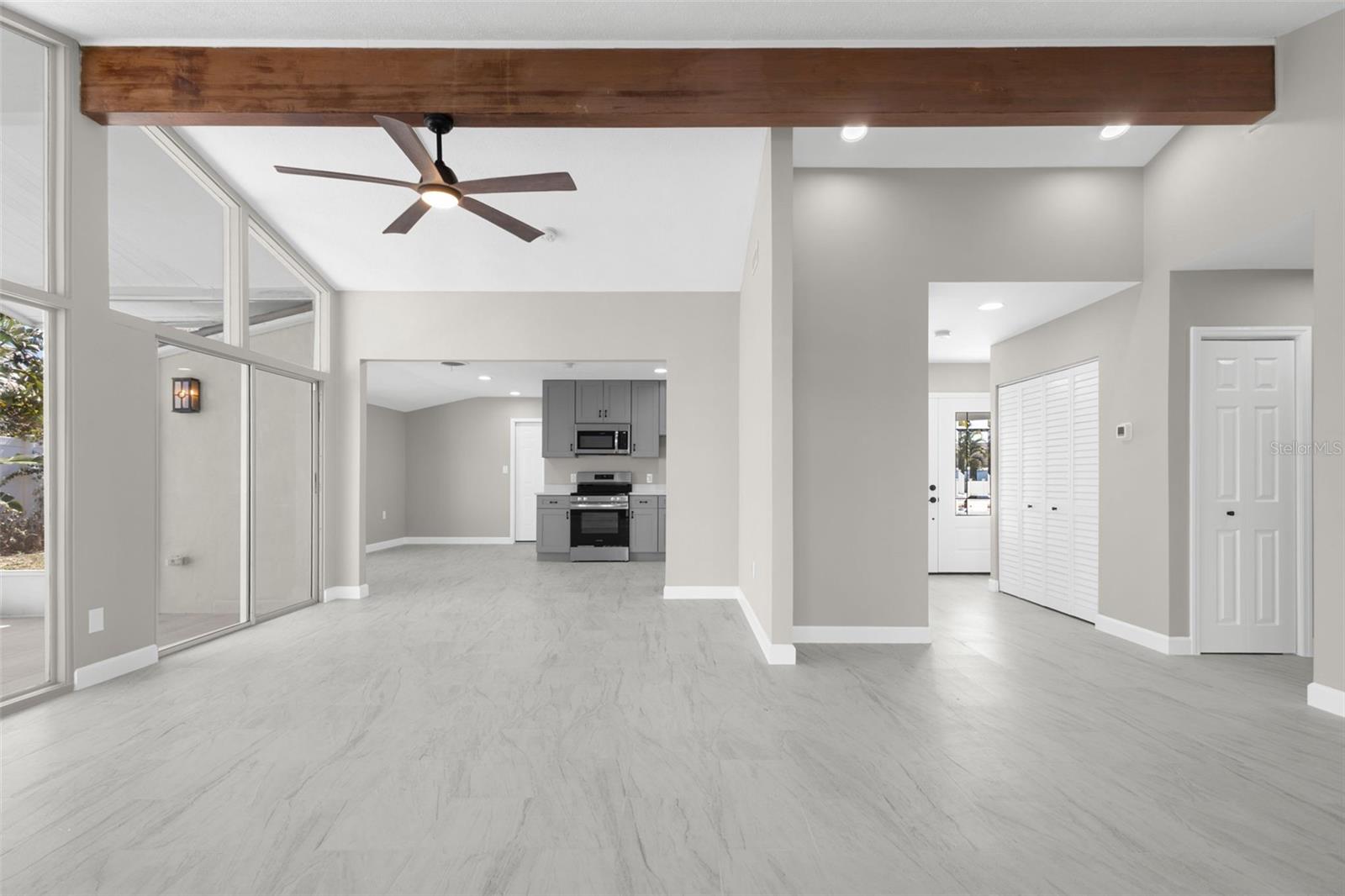 Image 4 of 27 For 729 Spanish Main Drive