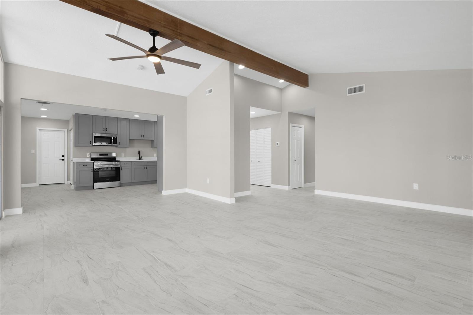 Image 5 of 27 For 729 Spanish Main Drive