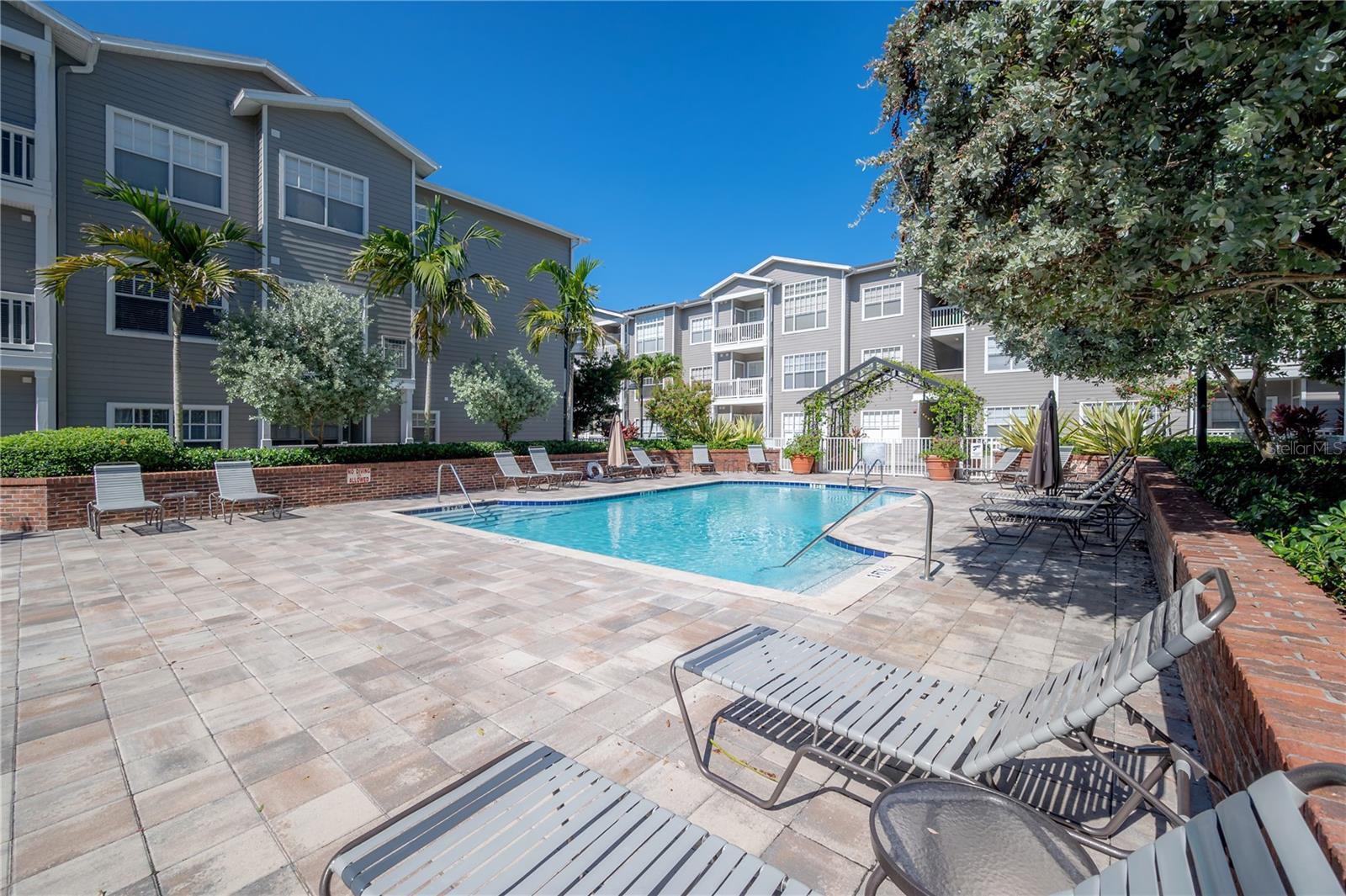 Image 15 of 31 For 800 Dakota Avenue 235