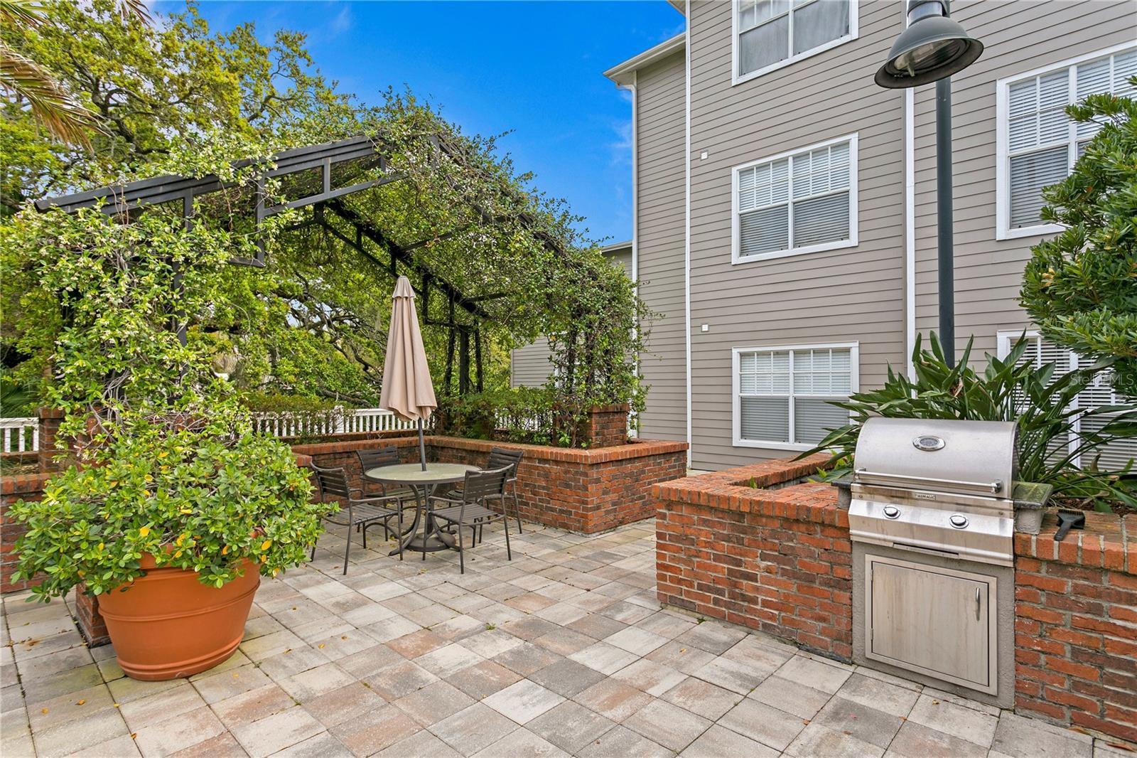 Image 16 of 31 For 800 Dakota Avenue 235