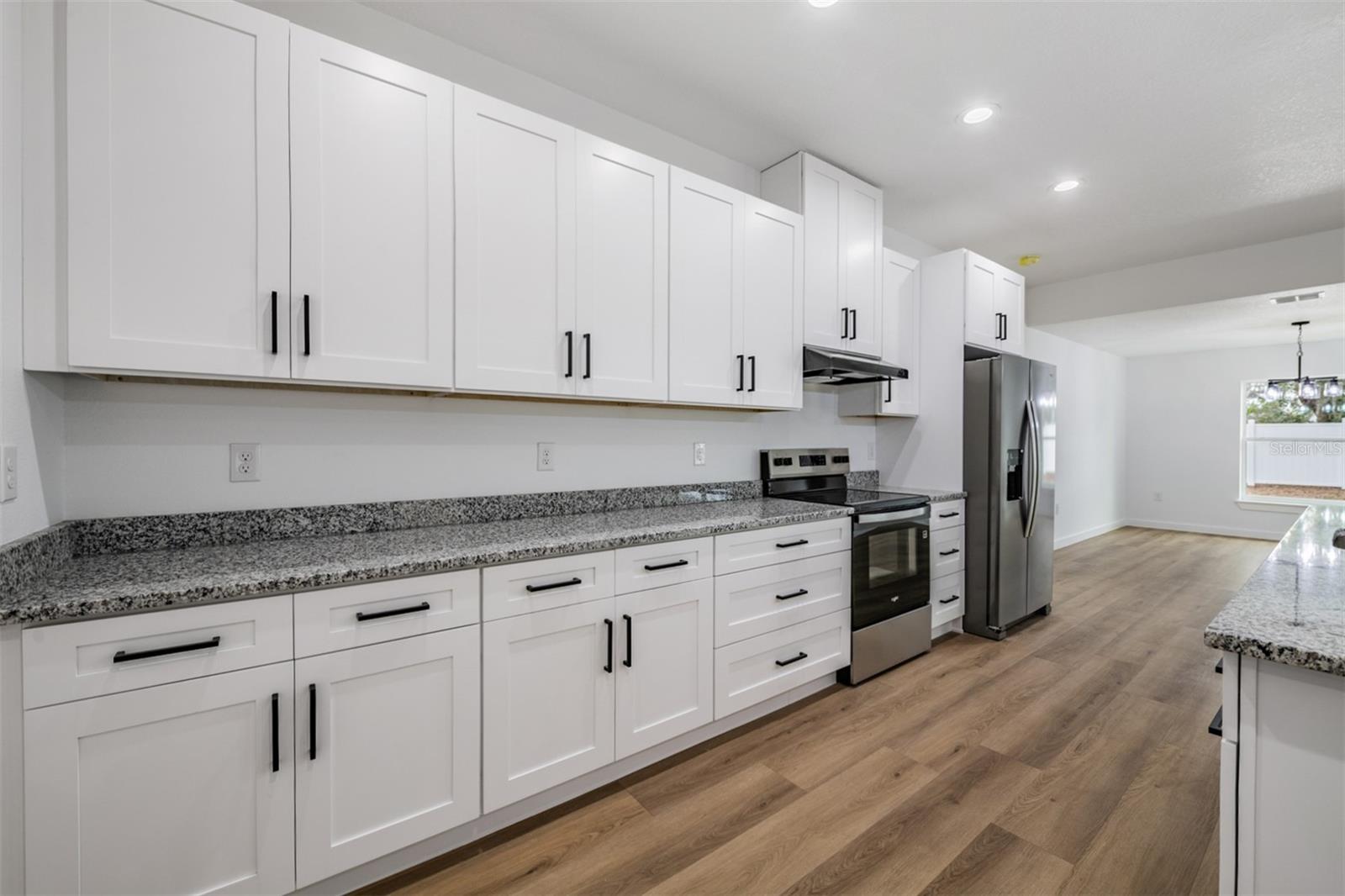 Image 10 of 39 For 38086 Countryside Place