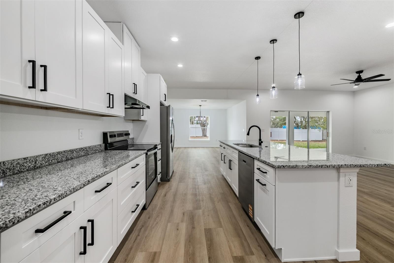 Image 11 of 39 For 38086 Countryside Place