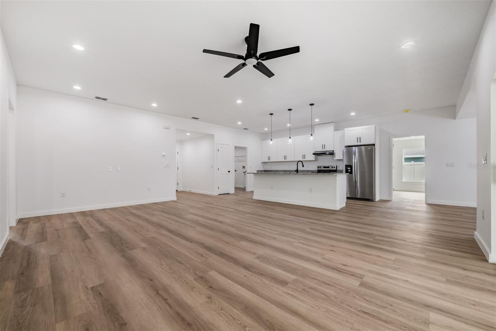 Image 19 of 39 For 38086 Countryside Place