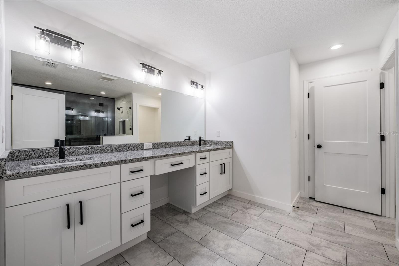 Image 23 of 39 For 38086 Countryside Place