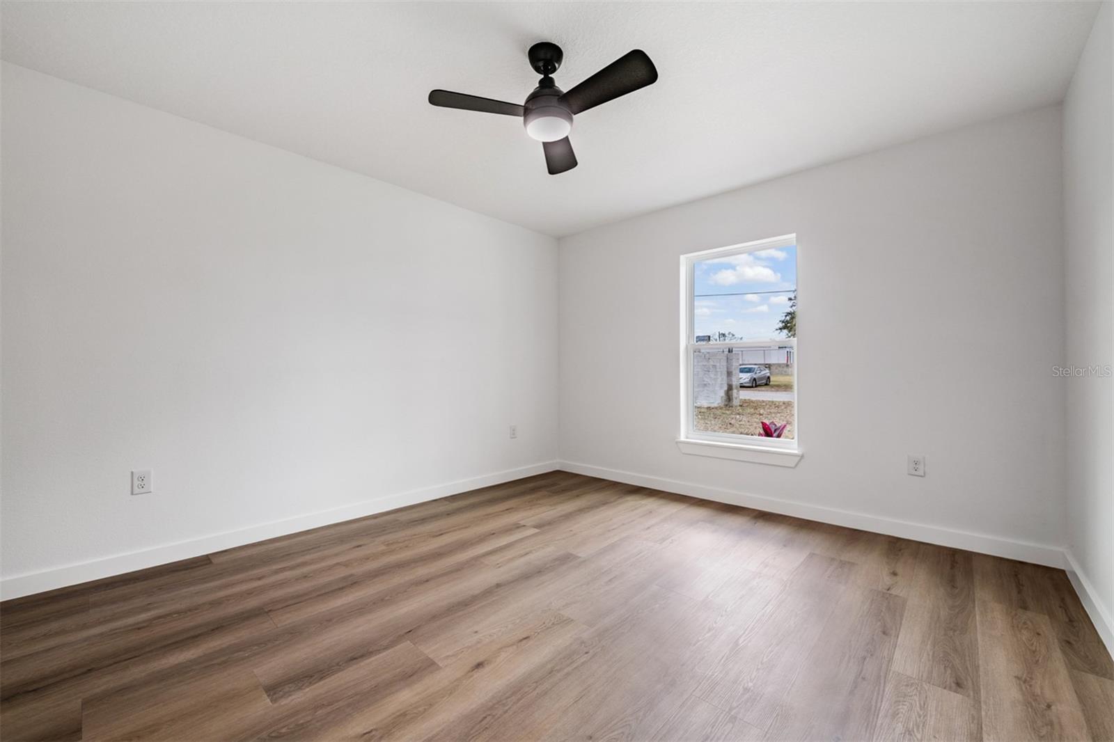 Image 30 of 39 For 38086 Countryside Place