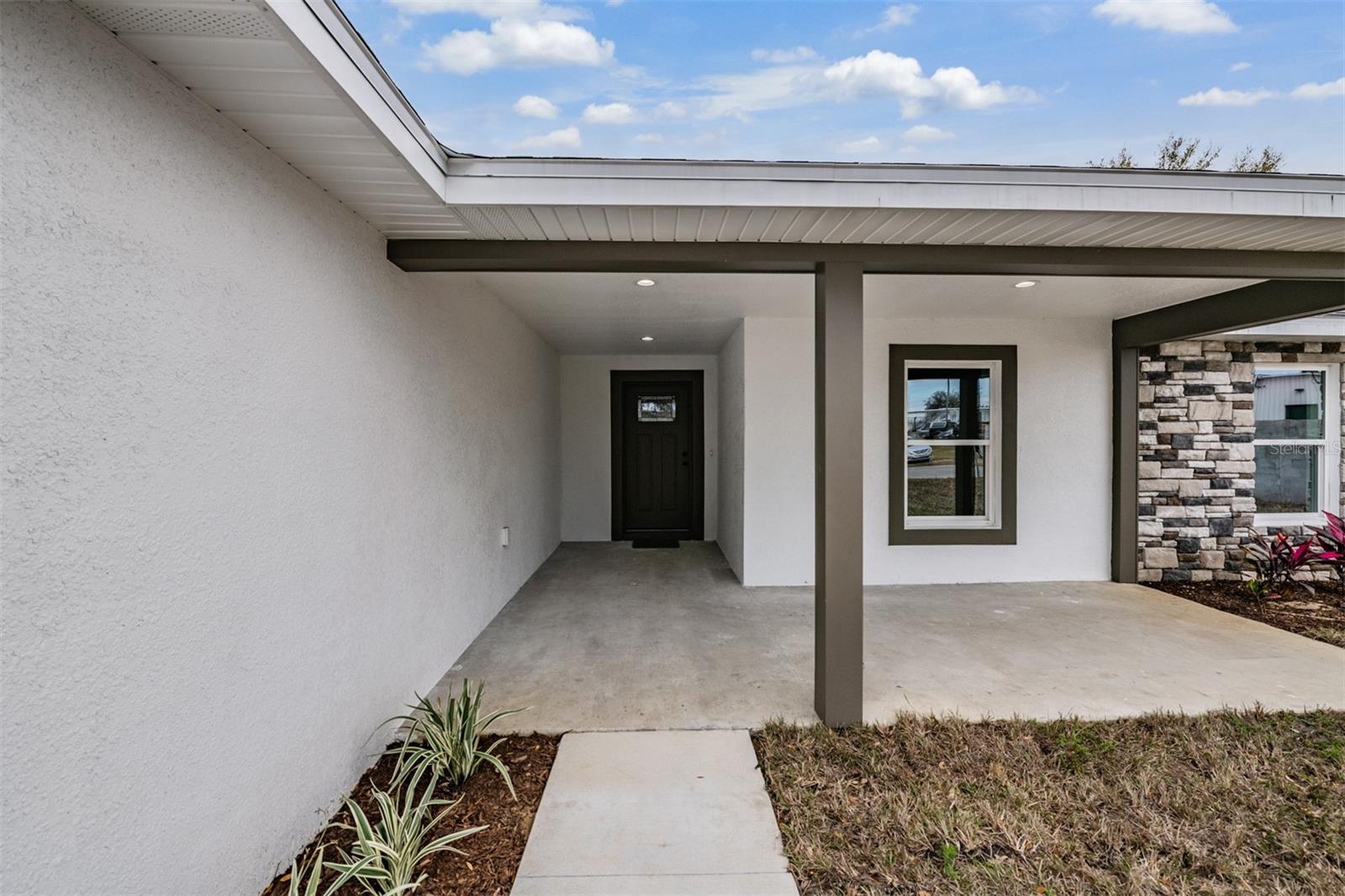 Image 5 of 39 For 38086 Countryside Place