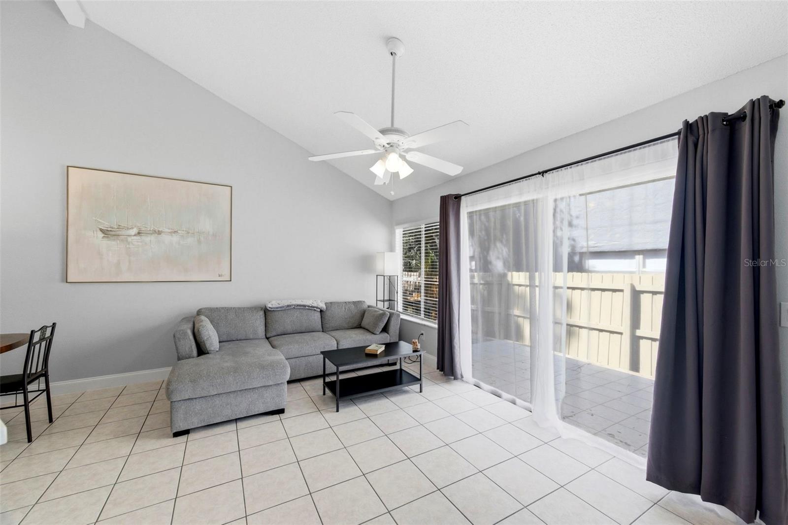 Image 16 of 53 For 500 New York Avenue 34