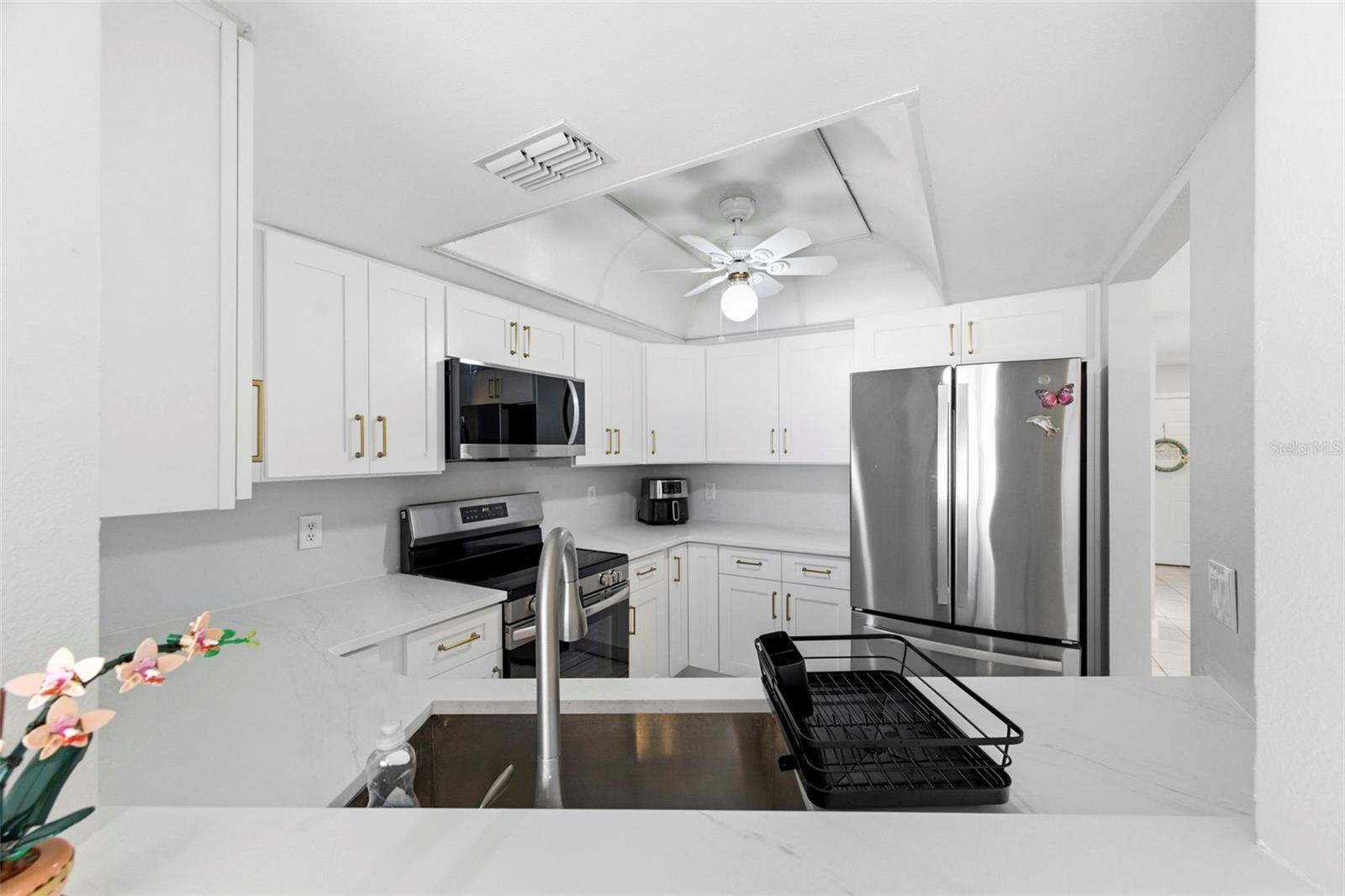 Image 19 of 53 For 500 New York Avenue 34