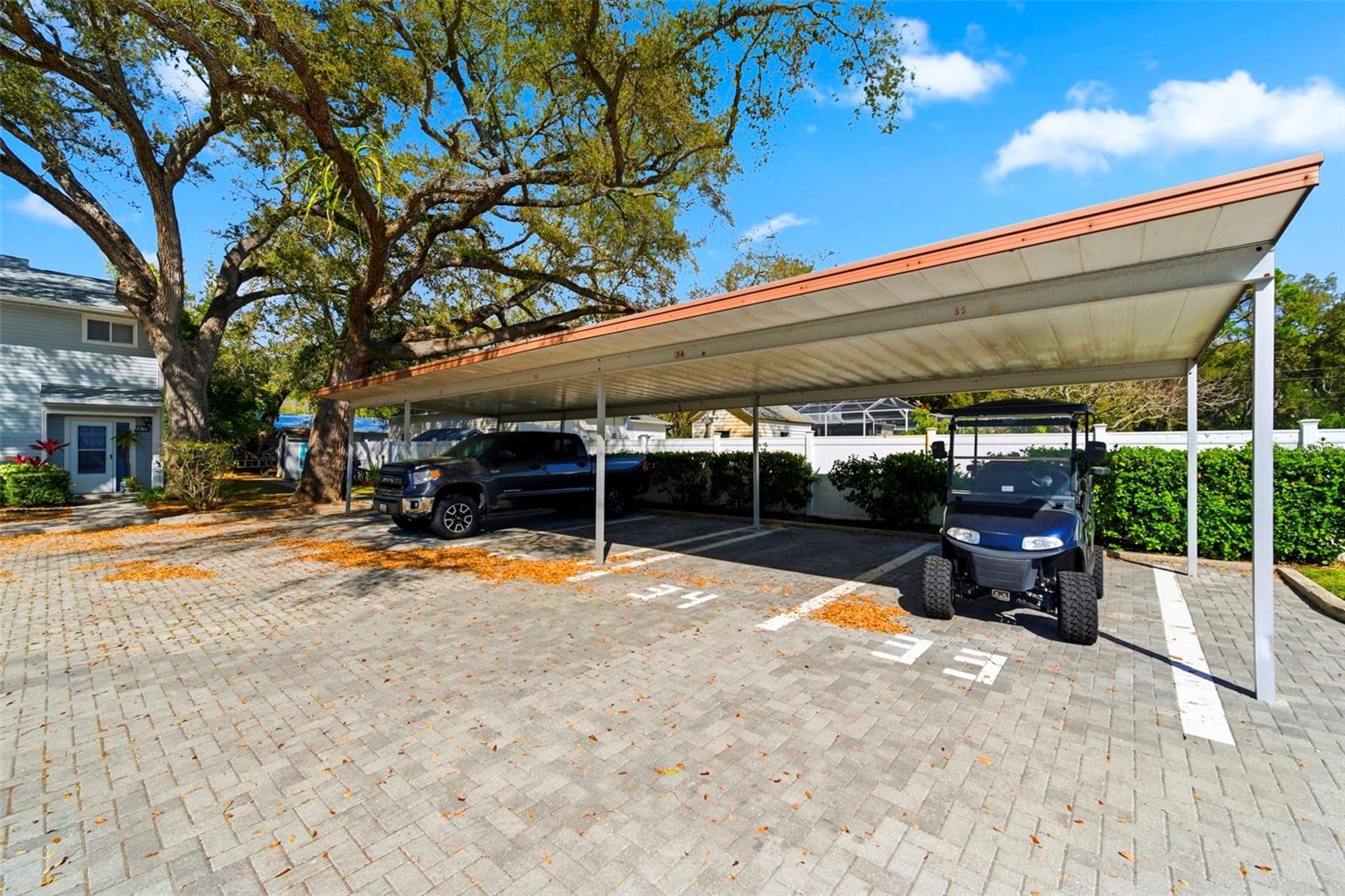 Image 6 of 53 For 500 New York Avenue 34