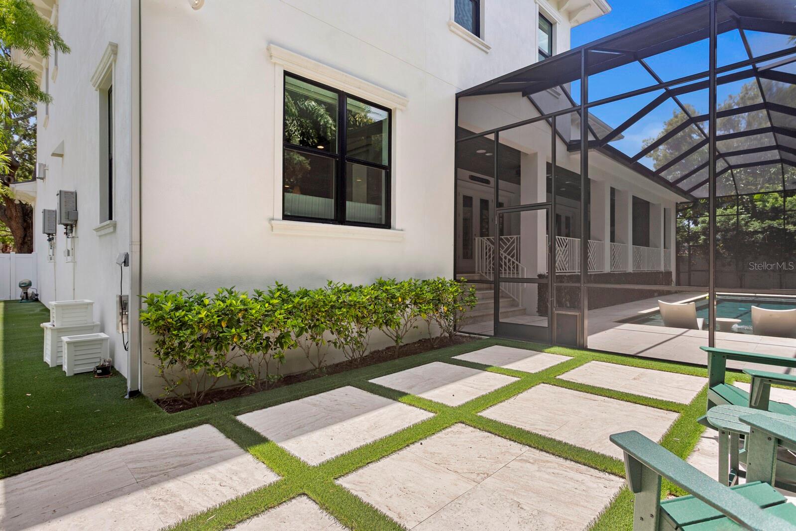 Image 47 of 74 For 534 Ladrone Avenue