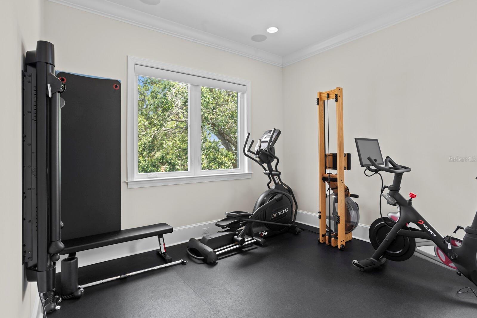 Image 61 of 74 For 534 Ladrone Avenue