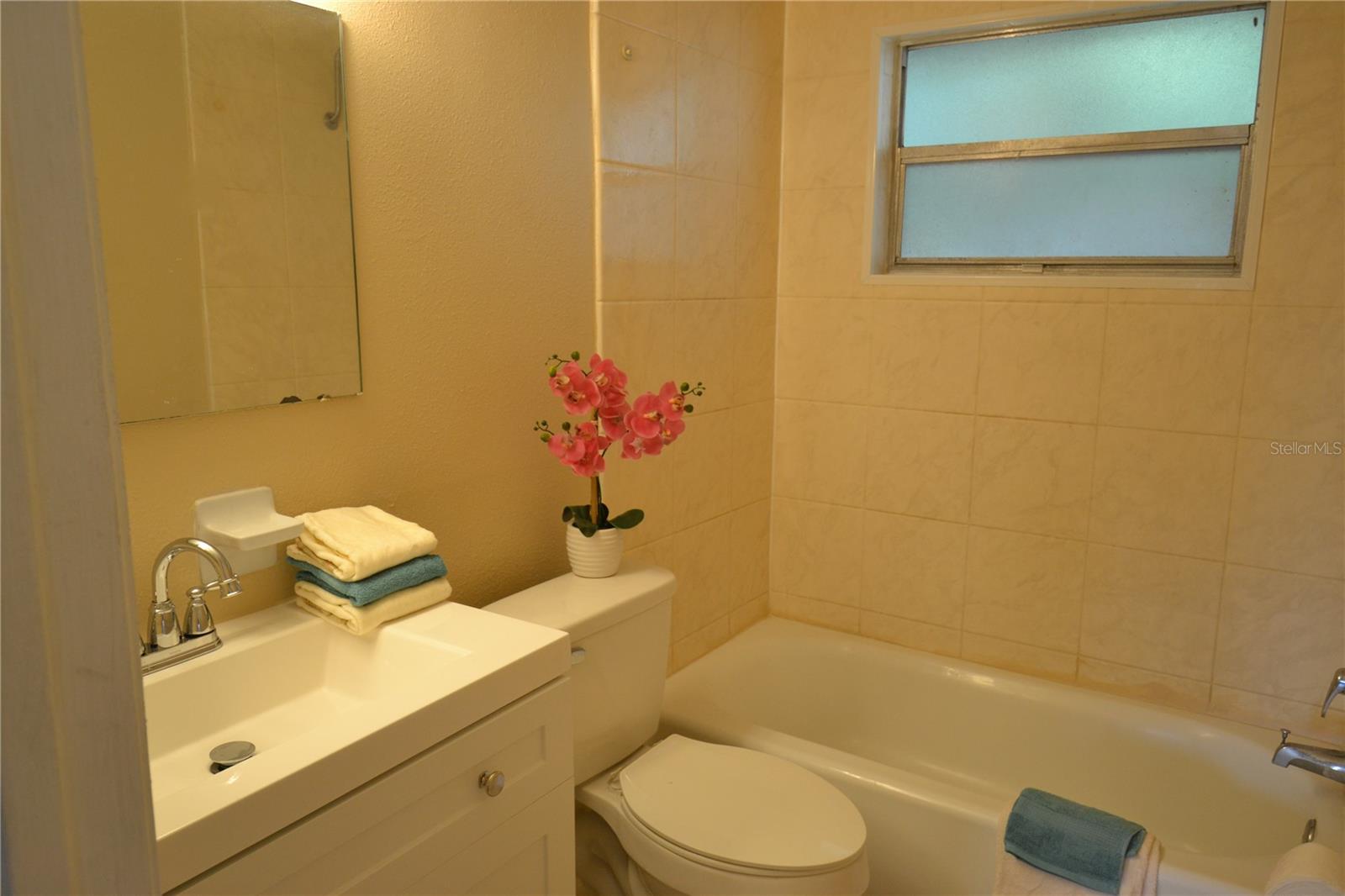 Image 14 of 45 For 2143 Chatlin Road