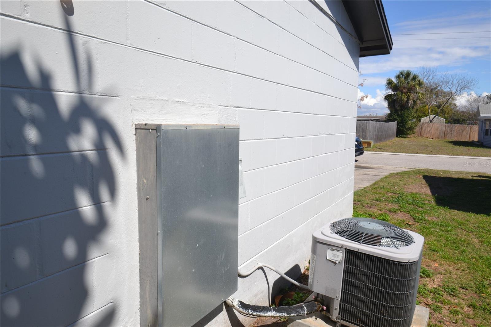 Image 32 of 45 For 2143 Chatlin Road