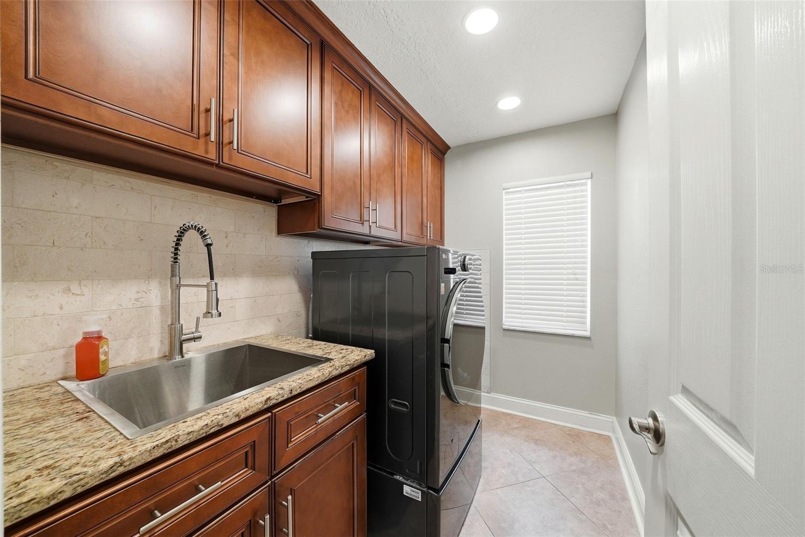 Image 27 of 58 For 1436 Fox Chapel Drive