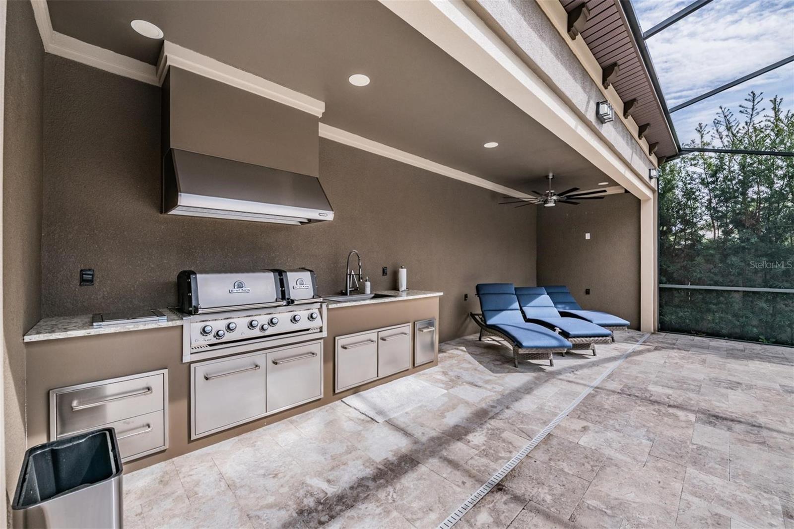 Image 28 of 31 For 2913 Valencia Ridge Street