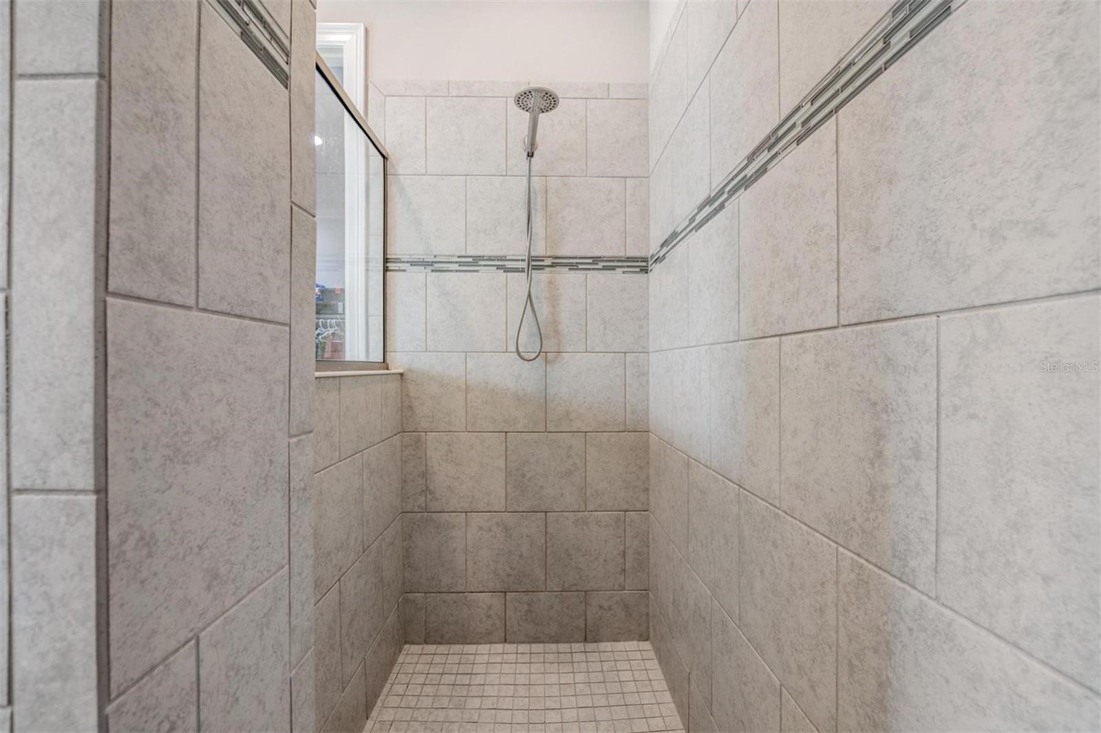 Image 8 of 31 For 2913 Valencia Ridge Street