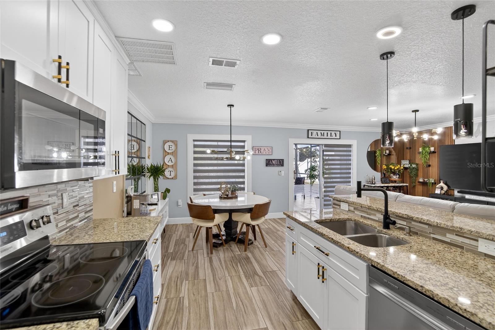 Image 12 of 53 For 3331 Thistledown Lane