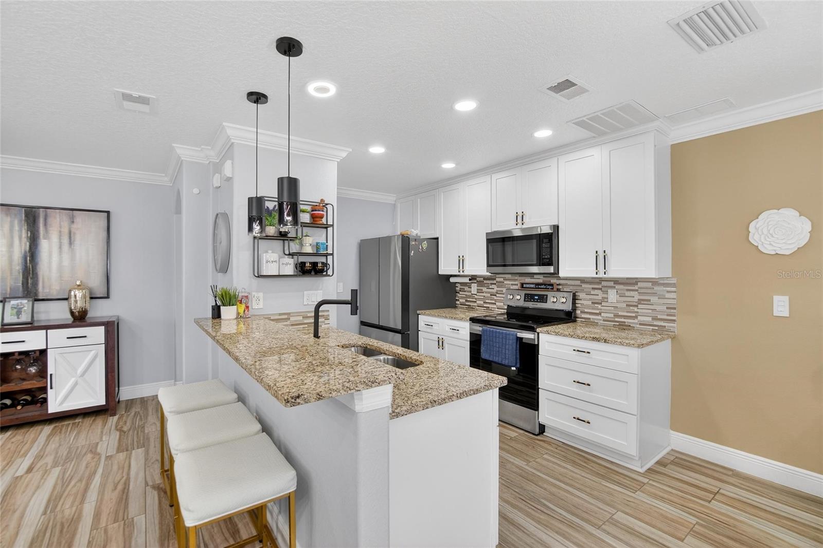 Image 15 of 53 For 3331 Thistledown Lane