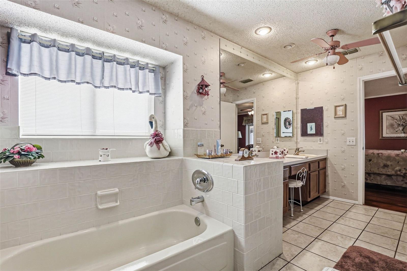 Image 25 of 47 For 9727 Fox Chapel Road