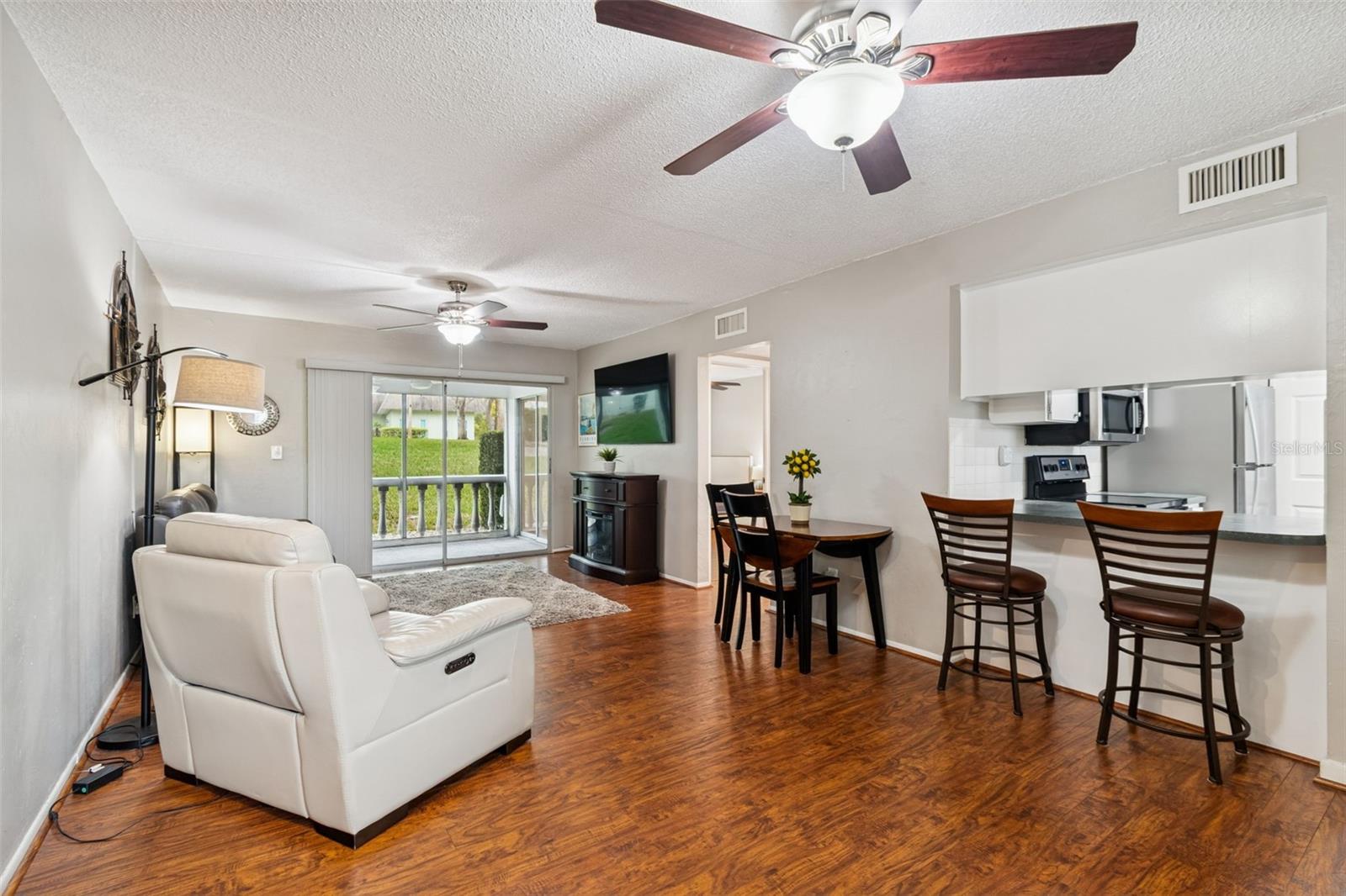 Image 14 of 52 For 1250 S Pinellas Ave  503