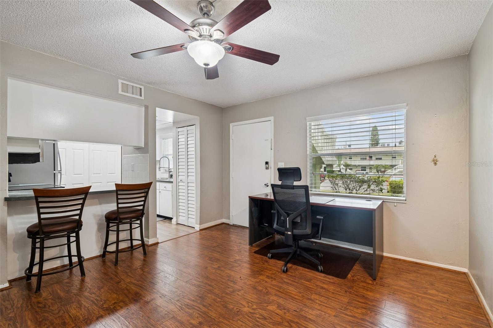 Image 15 of 52 For 1250 S Pinellas Ave  503