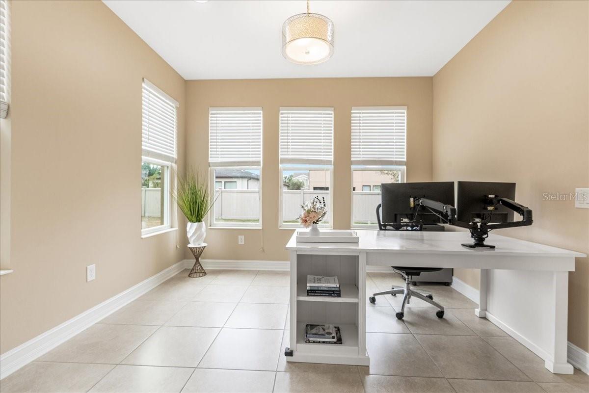 Image 20 of 87 For 3963 Empoli Court