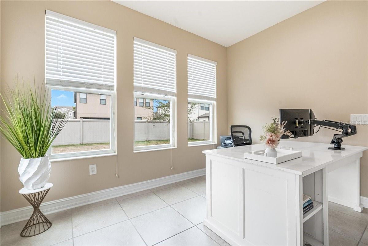 Image 22 of 87 For 3963 Empoli Court