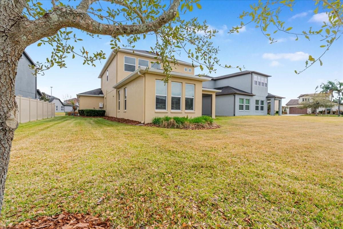 Image 47 of 87 For 3963 Empoli Court