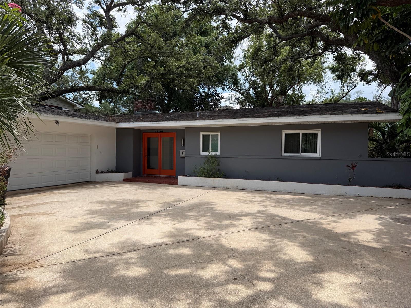 Listing Details for 1320 45th Avenue N, ST PETERSBURG, FL 33703