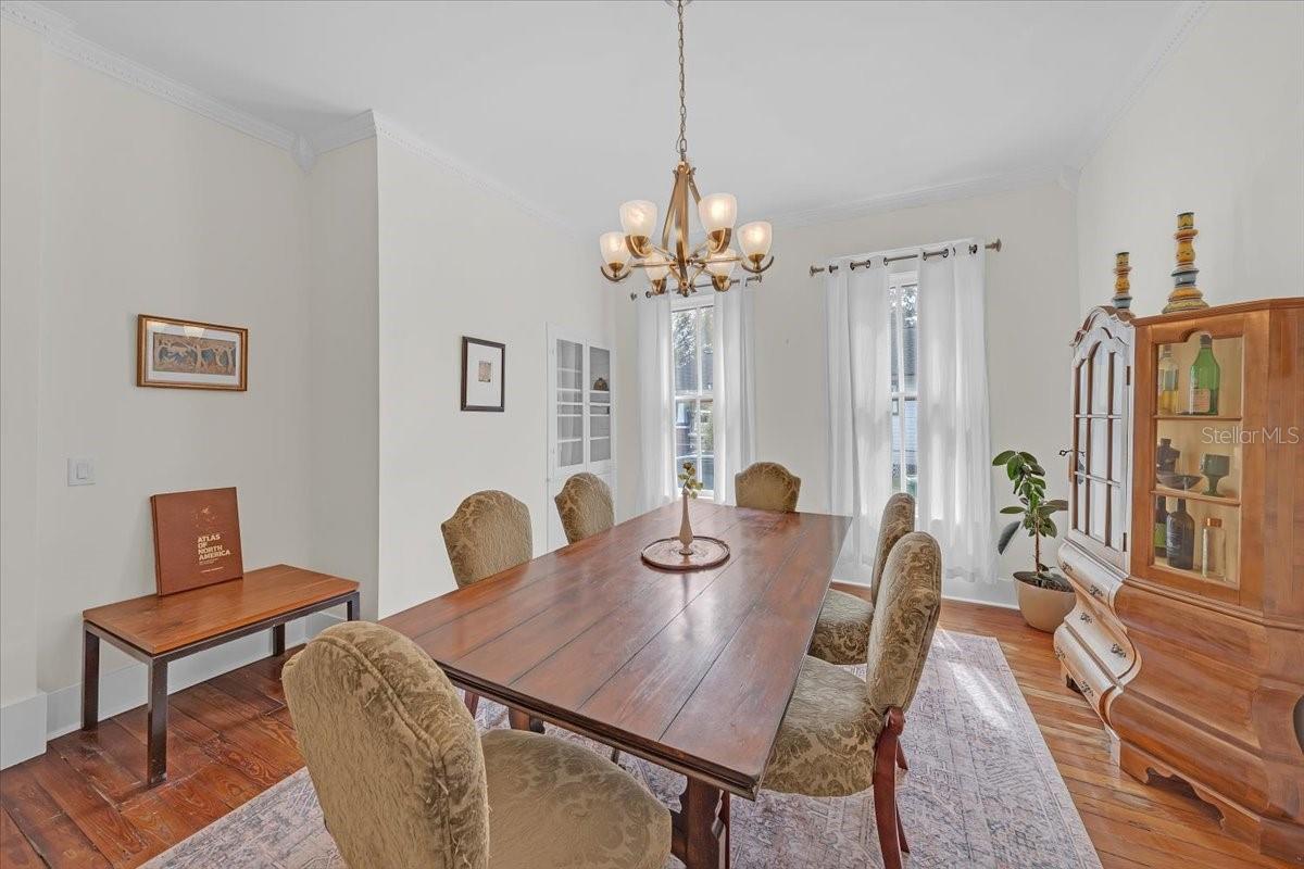 Image 19 of 59 For 4108 Lynn Avenue