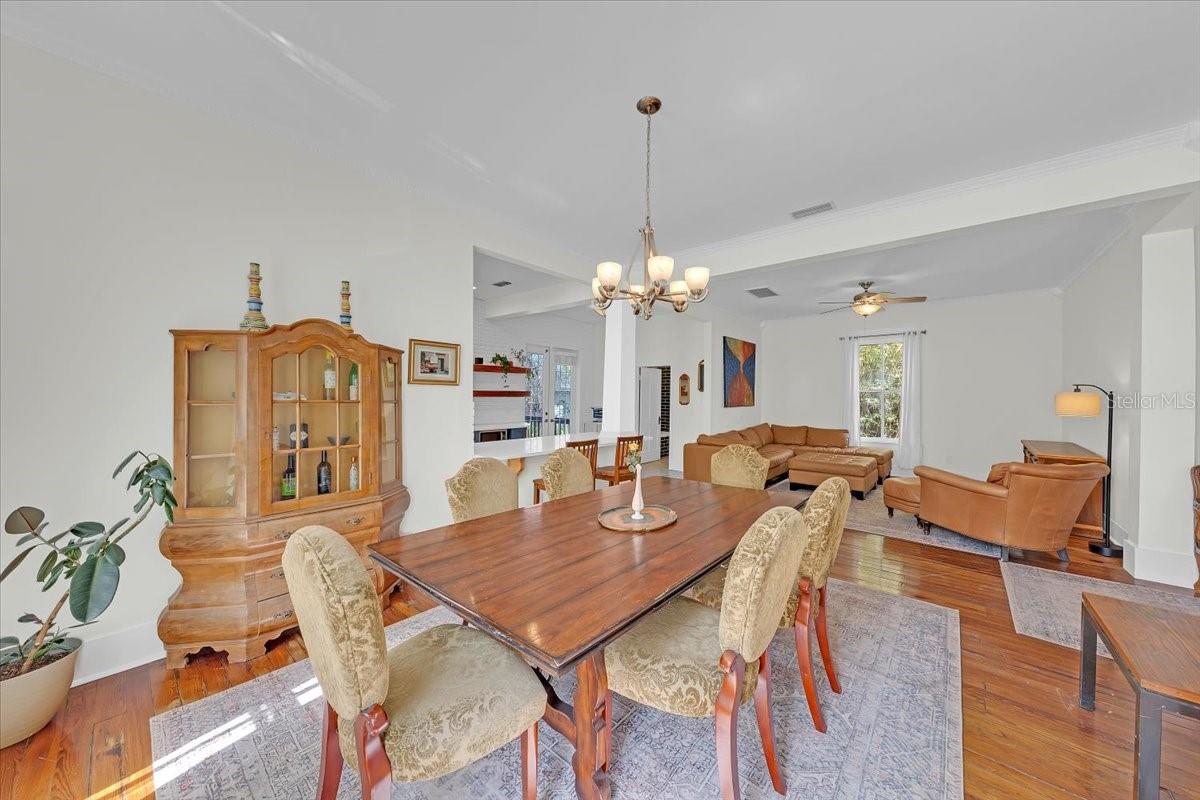 Image 27 of 59 For 4108 Lynn Avenue