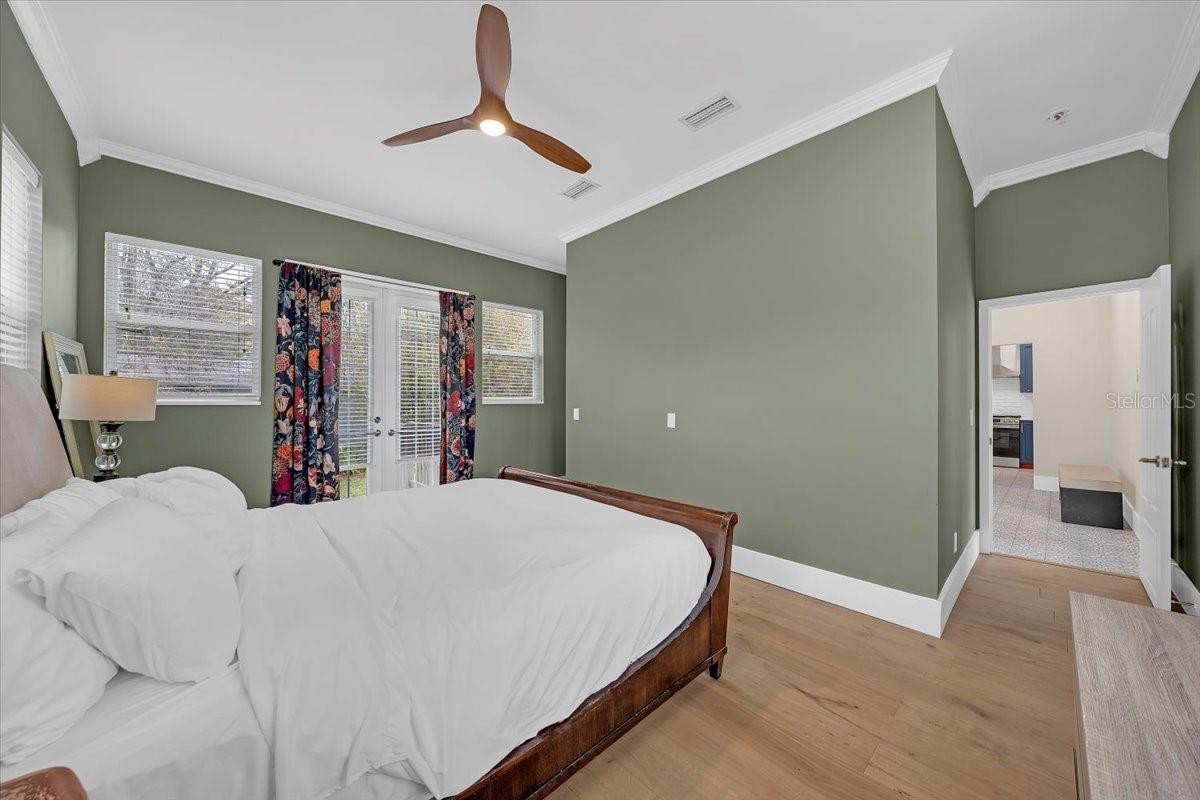 Image 48 of 59 For 4108 Lynn Avenue